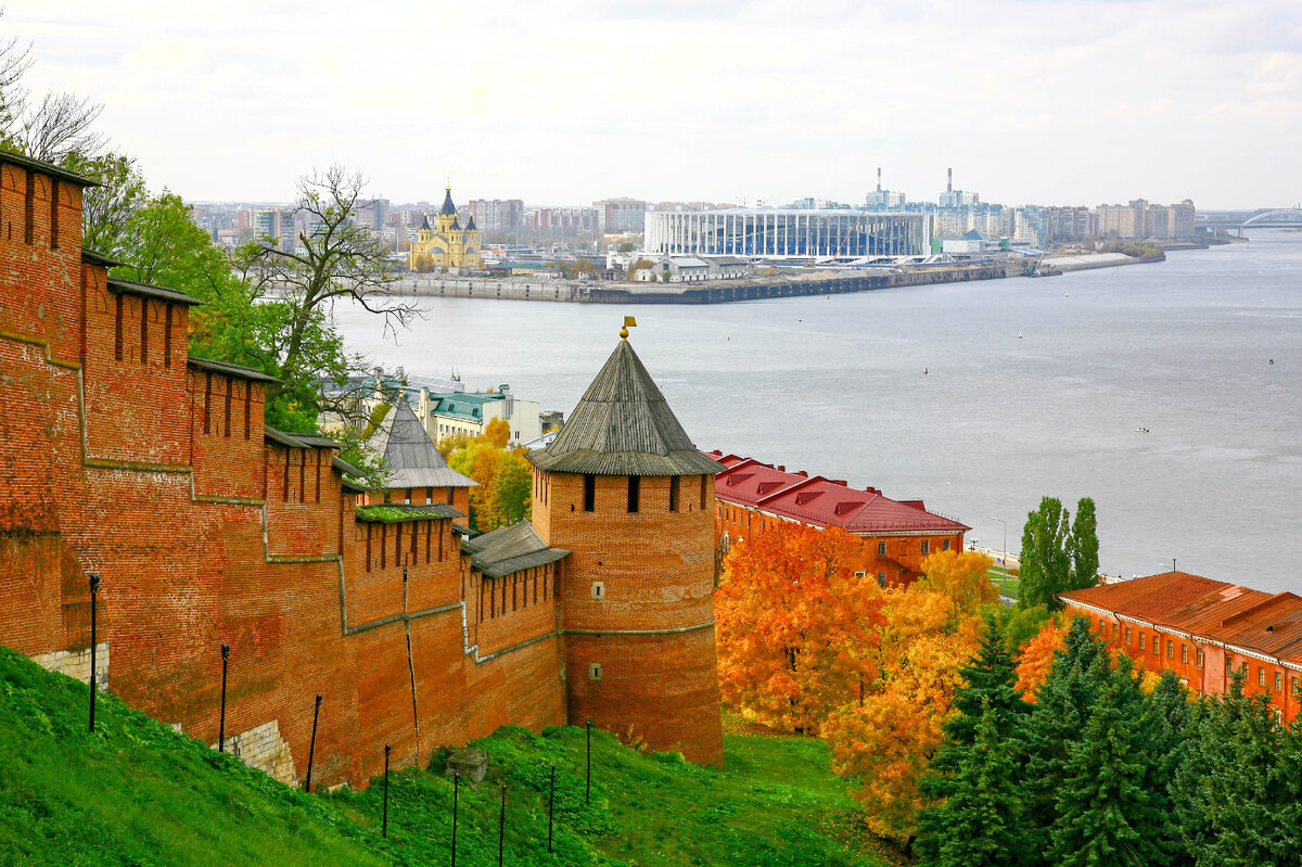 Красоты Нижнего Новгорода приятно удивят пару из Москвы. 