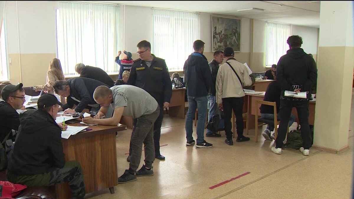    В Башкирии растет поток желающих вступить в ряды контрактников второго батальона им. Салавата Юлаева