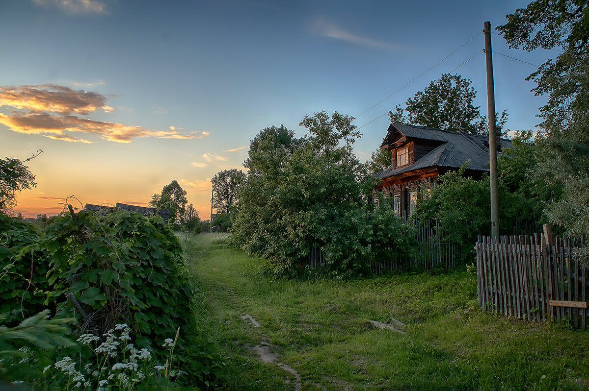 Деревенское чудо для бывшего. Дом резчика деревня верхние мандроги. Деревенское чудо для бывшего. Мельница малое болдино. Деревня верхние мандроги ленинградская область.