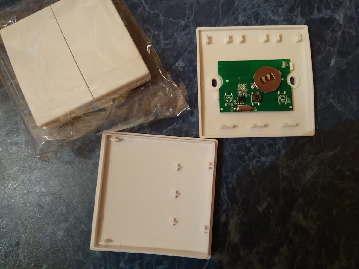 "Внутренности" выключателя RF 433MHz