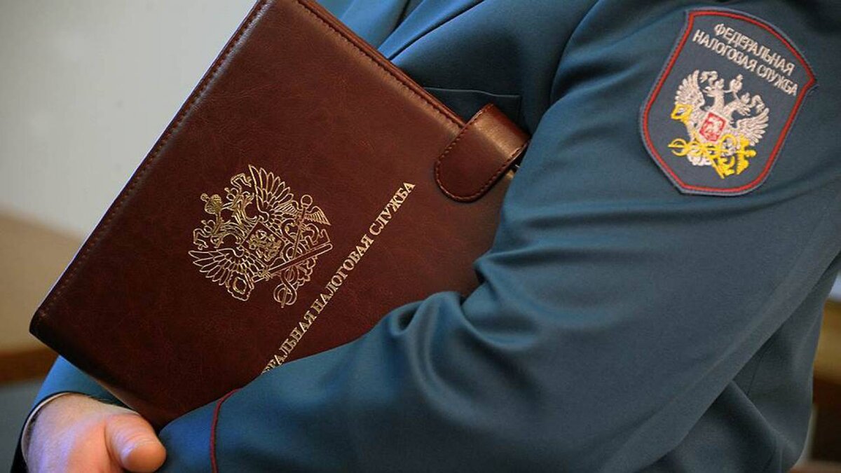 Налоговая проверяет квартиры граждан, устраивая рейды 