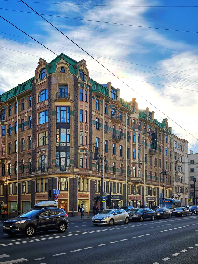 Фото Victor Malyushev