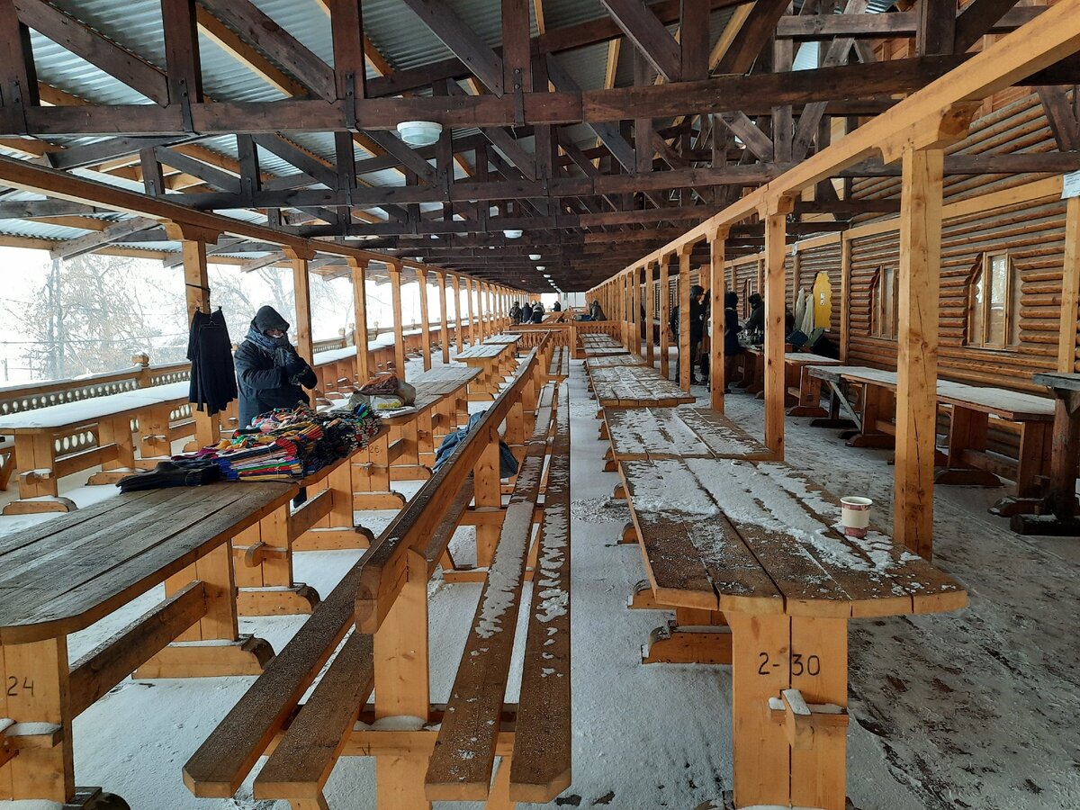 Обычно тут занято все....