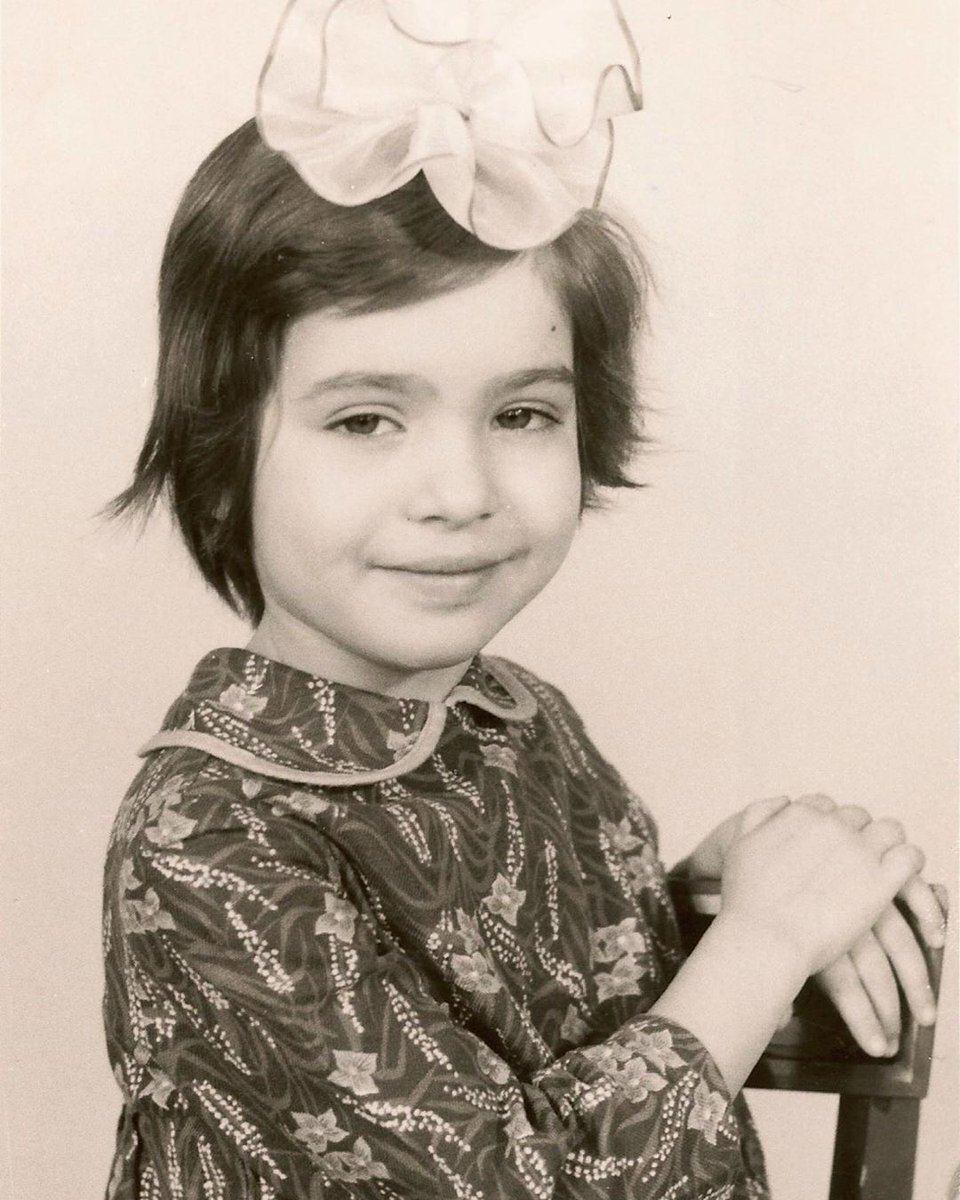 Елена Подкаминская в детстве