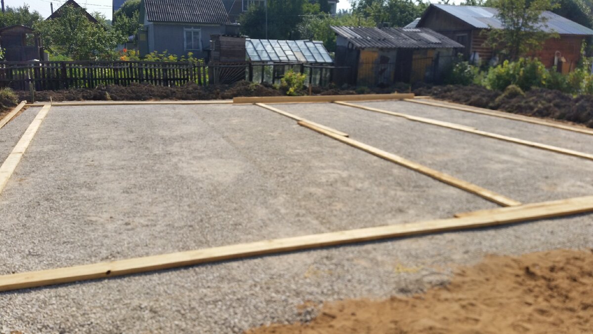 подготовка к заливке монолитной плиты