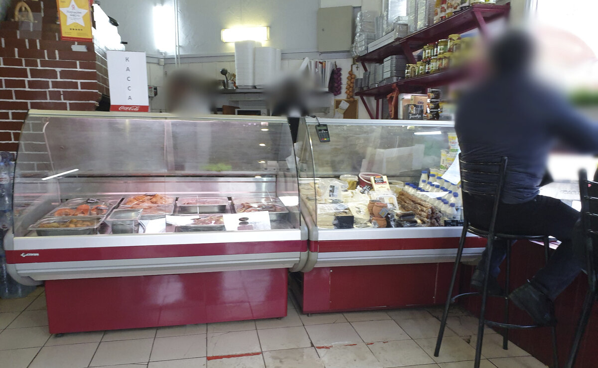 "КараКилис", касса, продукты и мангал