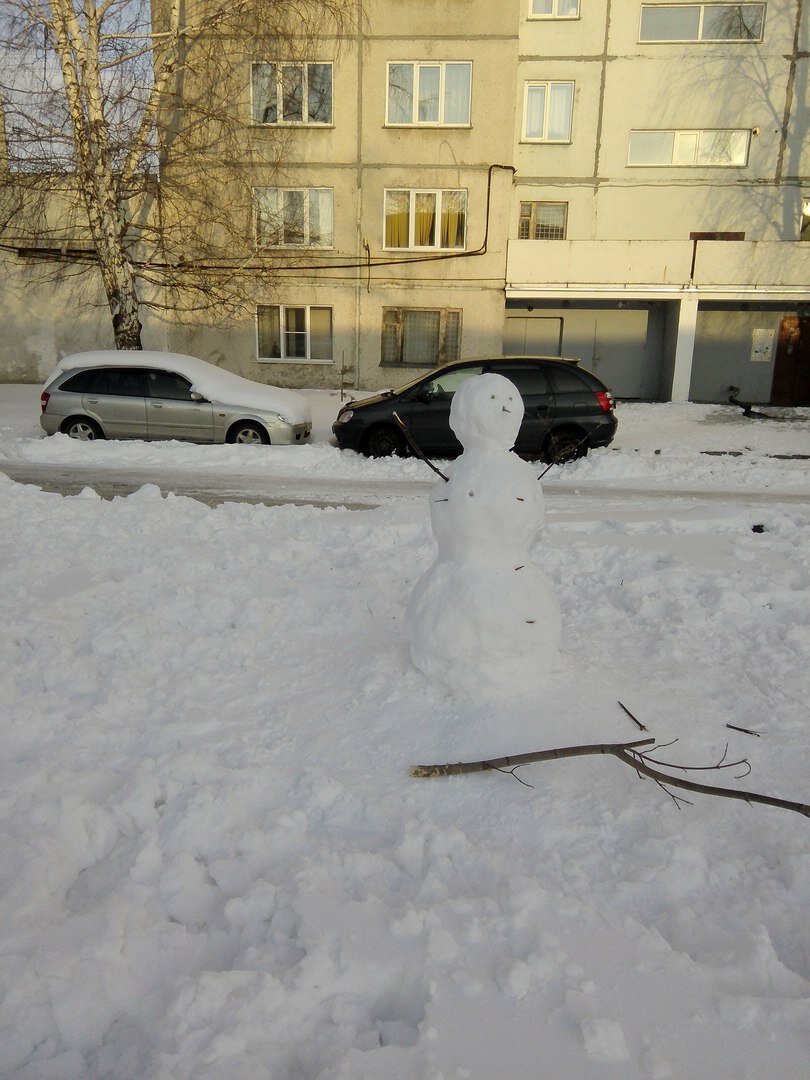 Весна в Барнауле конец марта 2018. Коллеги сотворили :-) :-)