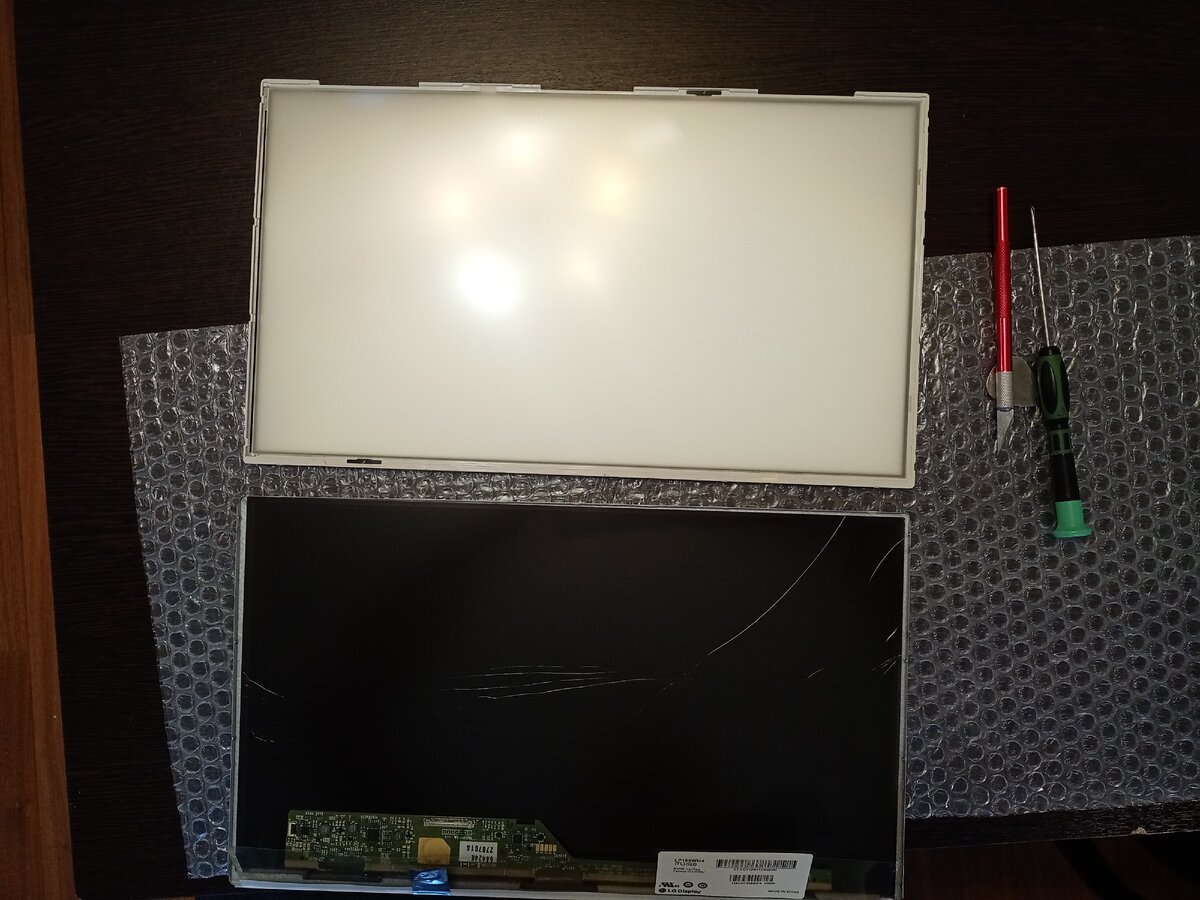 Снял стекло матрицы.