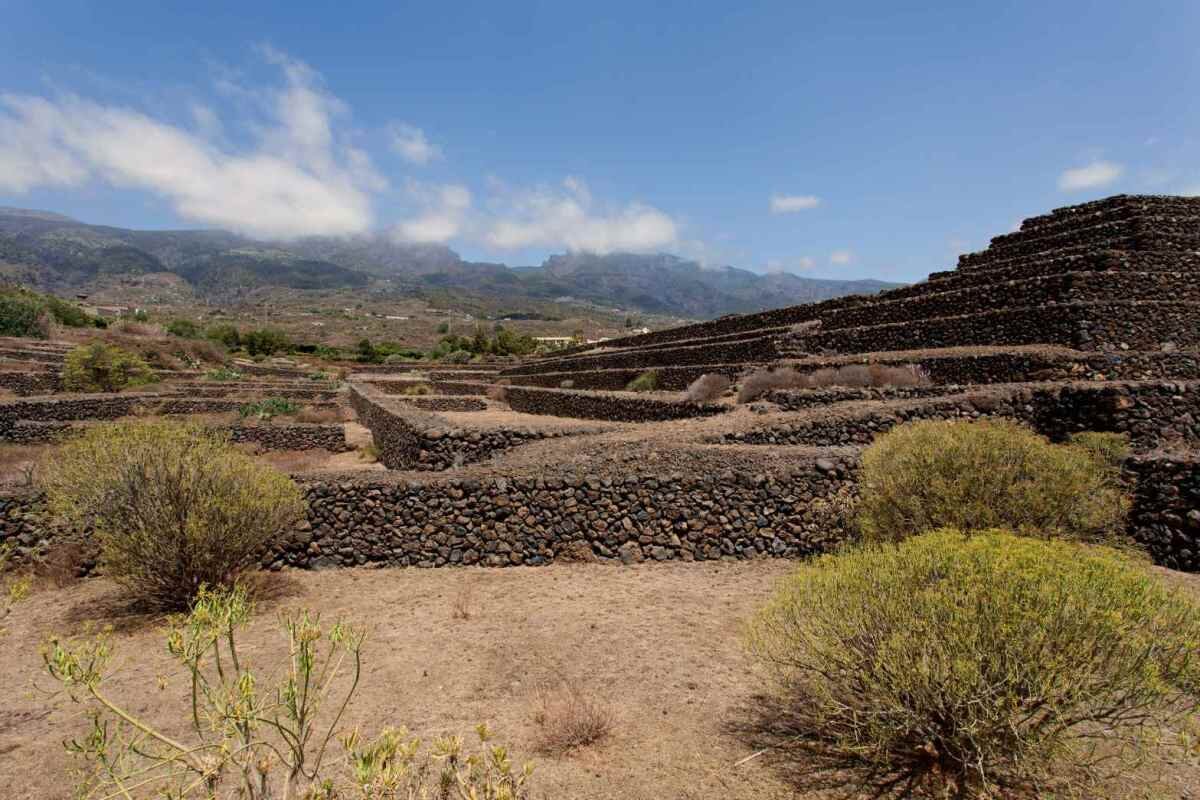 Пирамиды Канарских островов © Дориан Мартеланж