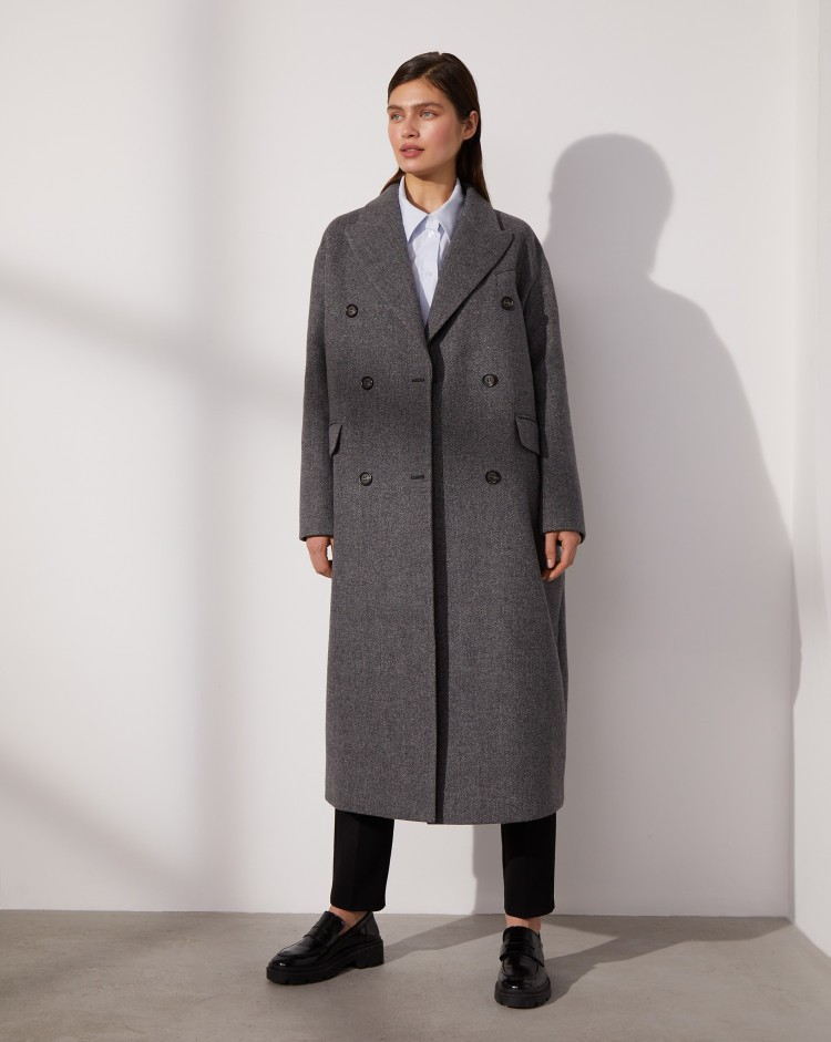 Состав: 70% Шерсть, 30% Нейлон Подкладка: 52% Полиэстер, 48% Вискоза