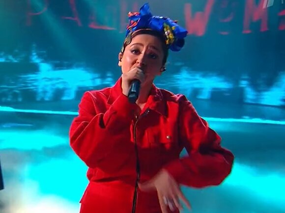 На фото: певица Манижа на отборочном туре Евровидения. Источник: news.myseldon.com