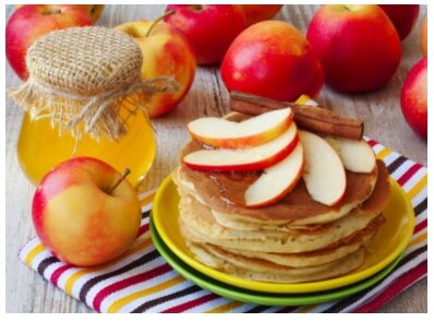 Оладьи с яблоками