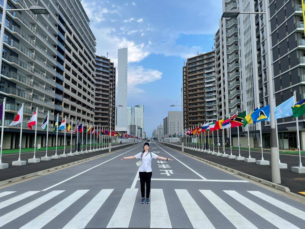 Маша в Олимпийском городке в Токио.