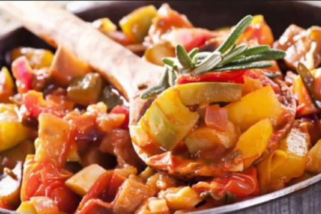 Картошка с кабачками в духовке 