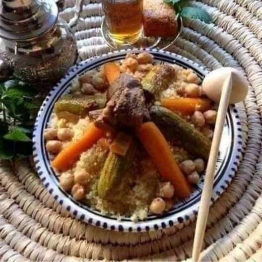 Кускус с нутом и овощами. 
