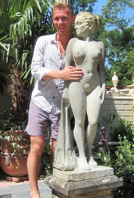 Бывший следователь СК Сатлаев беззаботно жил на Кипре