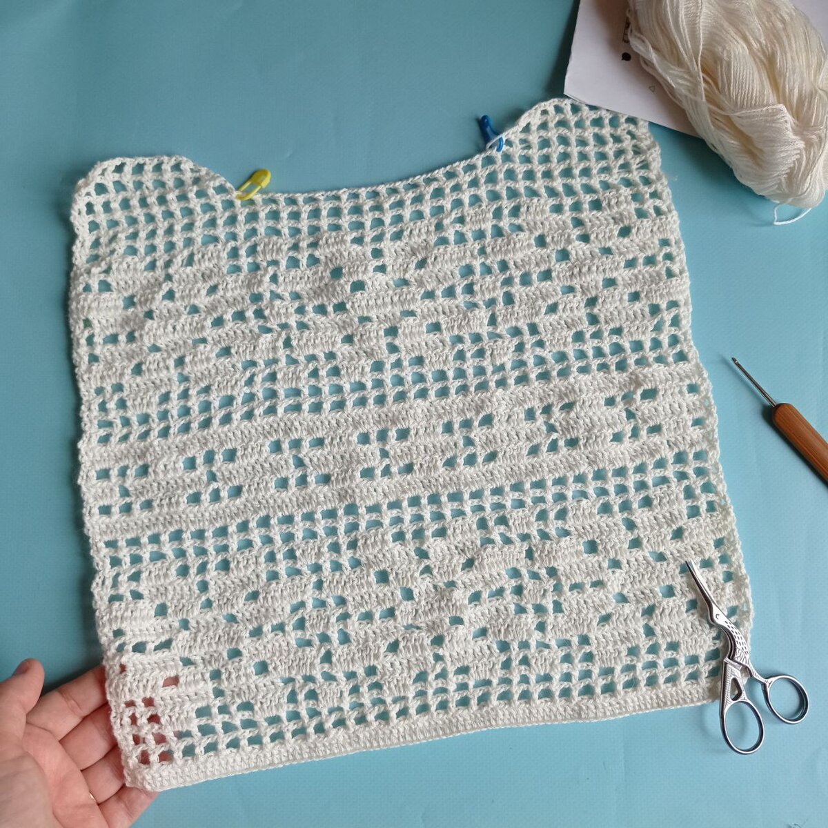 Вяжу спинку филейным узором