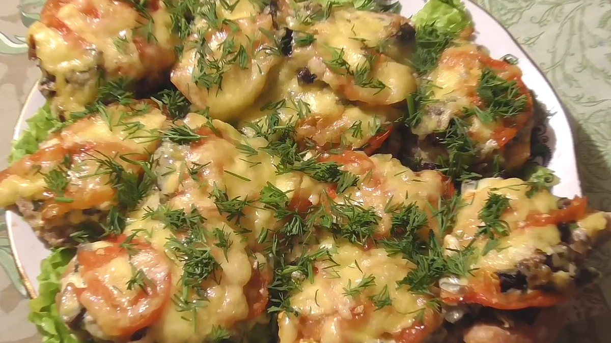 Сочное и нежное мясо по-французски. Показывают свой любимый рецепт приготовления этого блюда