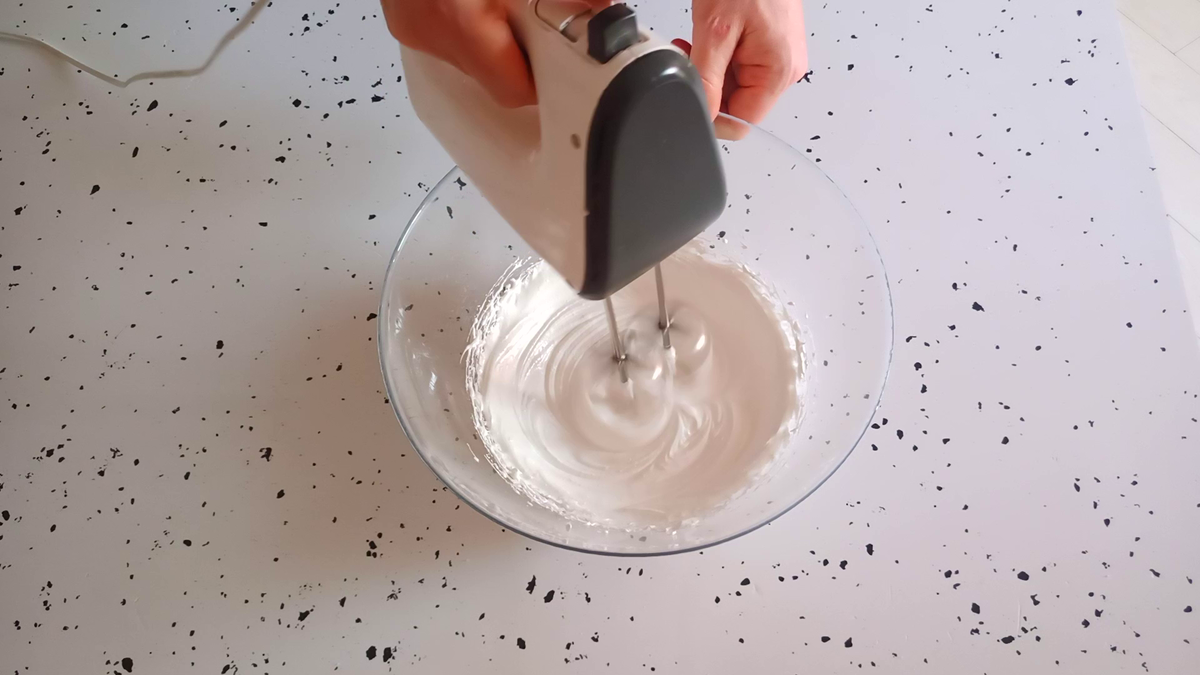 Готовлю очень вкусный зефир на яблочном соке. Это настолько простой и быстрый рецепт, что этот зефир можно готовить, хоть каждый день к чаю, без особых усилий.-3