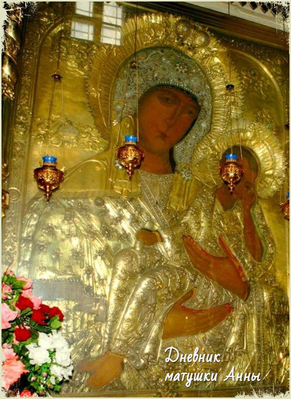 Старорусская икона Богородицы, список с "украденной" жителями Тихвина