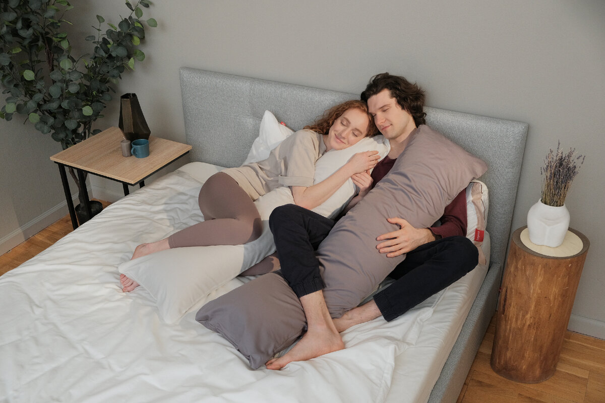 С подушкой-обнимашкой вы сможете лучше выспаться и восполнить запас энергии