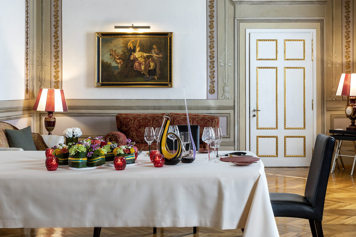     Ужин в люксе флорентийского отеля Baglioni