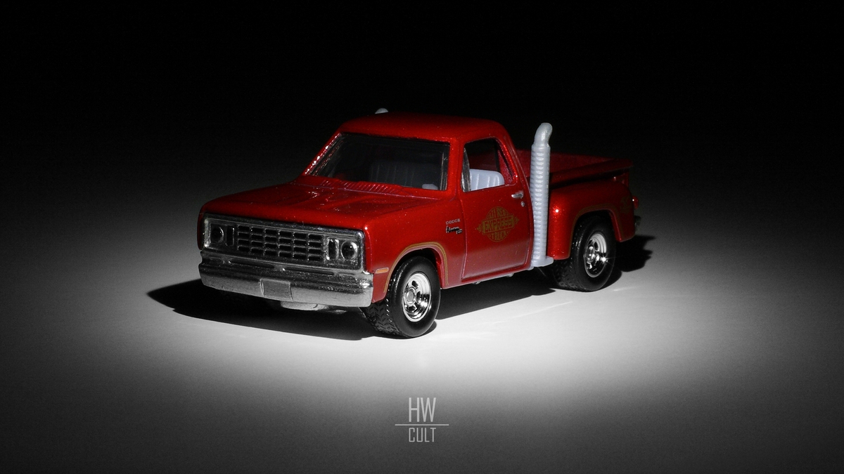 Hot Wheels '78 Dodge Li'I Red Express Truck. Юбилейная серия 50th Anniversary Favorites