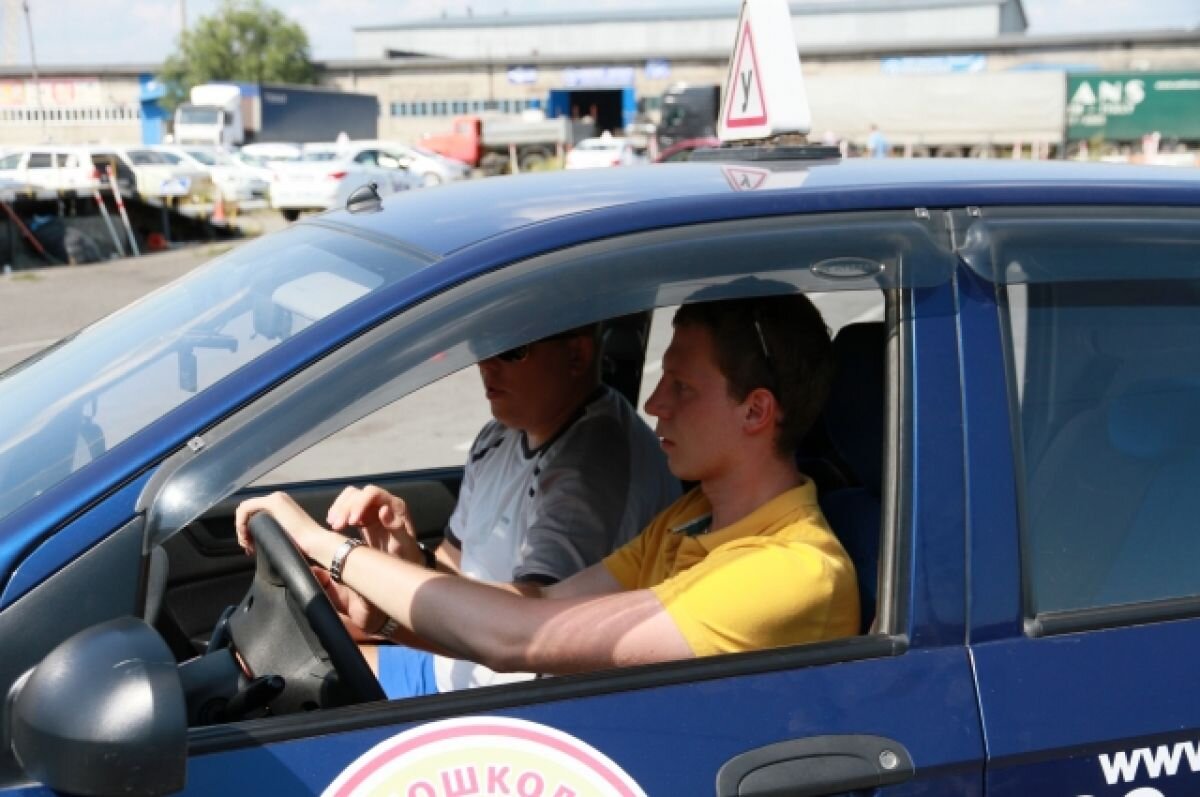    В ГИБДД по Тверской области сообщили о том, как в автошколах сдают экзамены