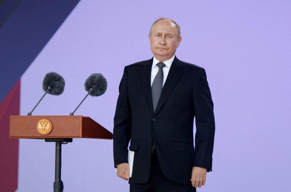     Владимир Путин  REUTERS