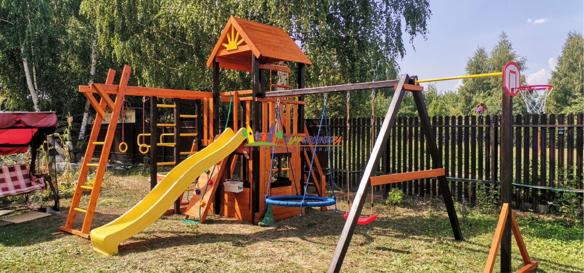 Сколько ребенку нужно подвижных игр на свежем воздухе