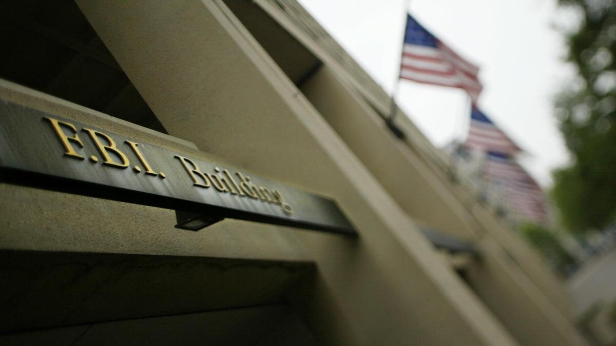    Здание ФБР:Brooks Kraft/CORBIS/Corbis via Getty Images