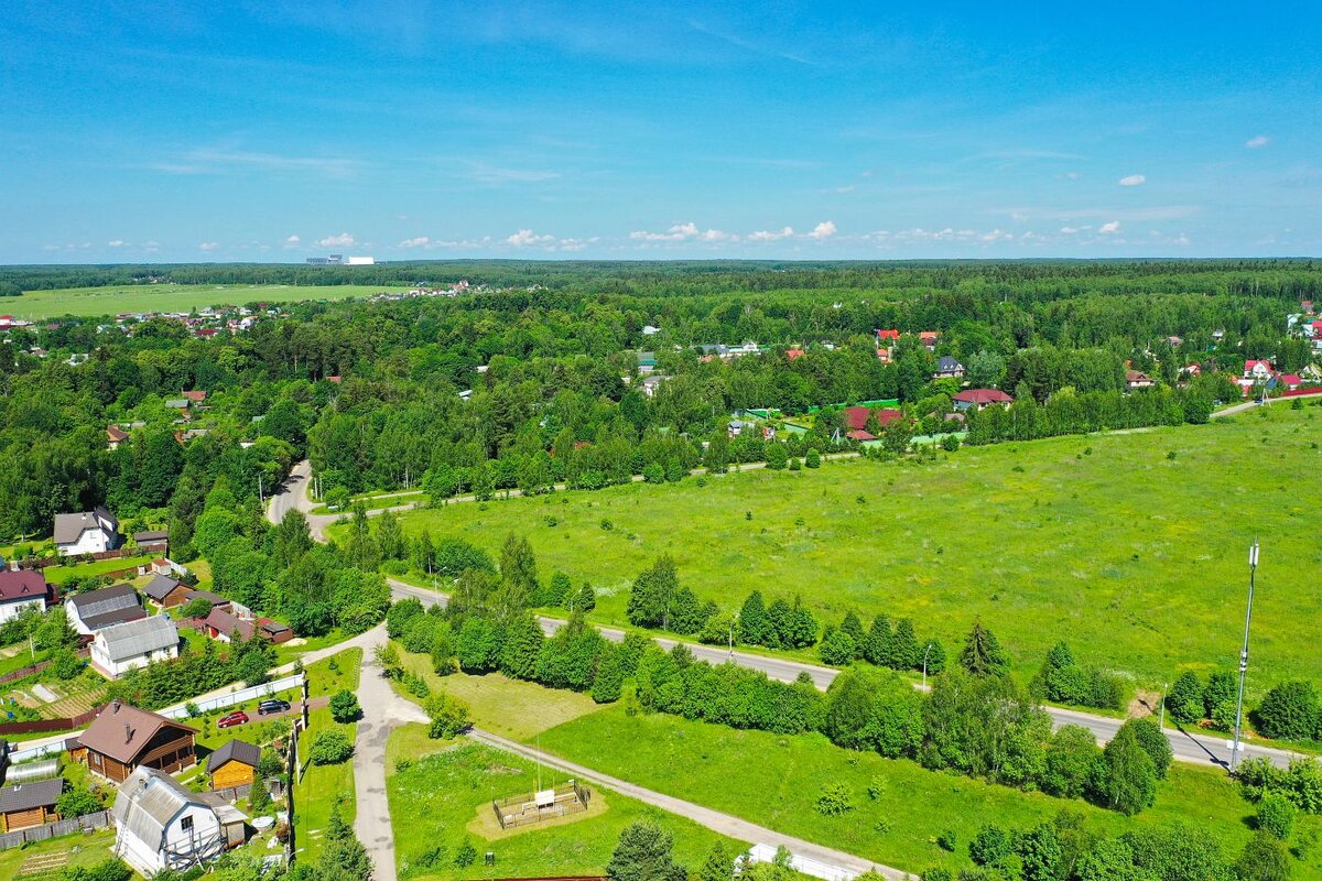 Интерес к земле, предназначенной для ИЖС, в Московской области сегодня очень высокий. Так, в поселке Скурыгино за короткое время продано 90% участков.