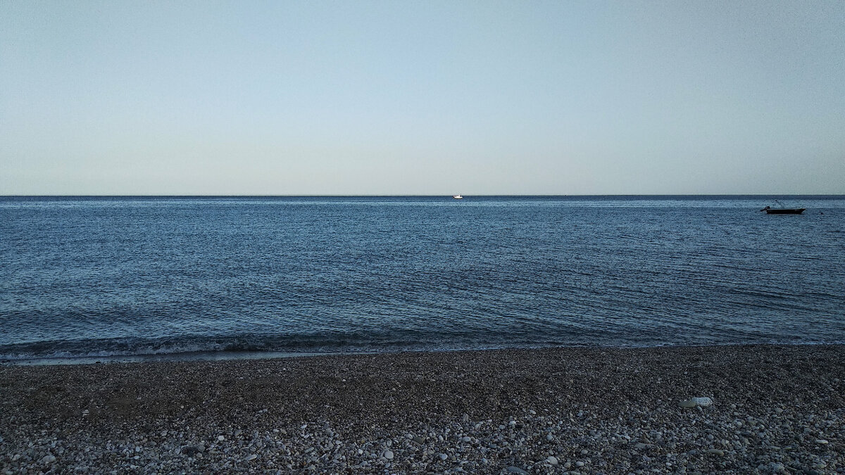 Пляж Чиралы после заката