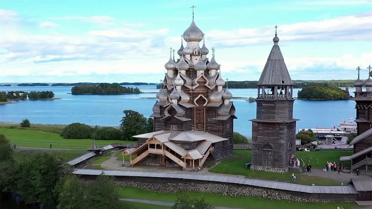 Преображенская Церковь на острове Кижи