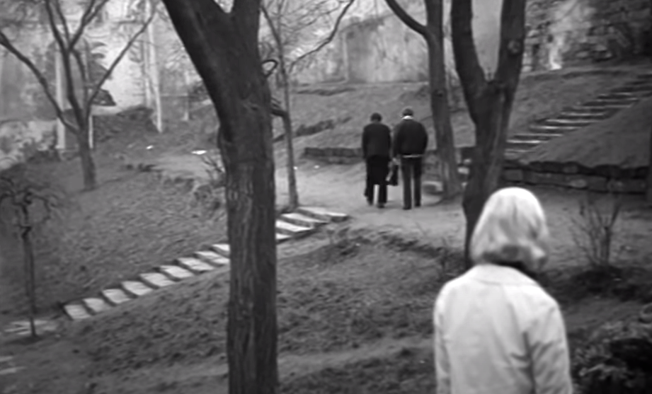 Кадр из фильма "Долгие проводы" (1971)