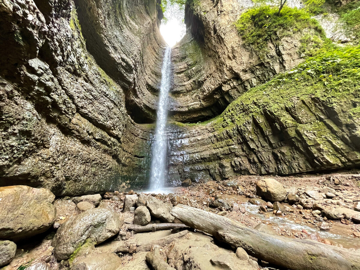 Кодорское ущелье Шакуранский водопад