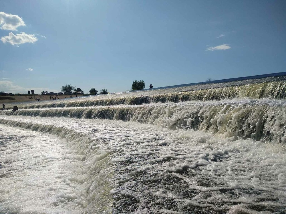 Река Иргиз Саратовская. Балаково водопады на Иргизе. Река большой Иргиз Саратовская область. Водопады Иргиз Иргиз Саратовская.