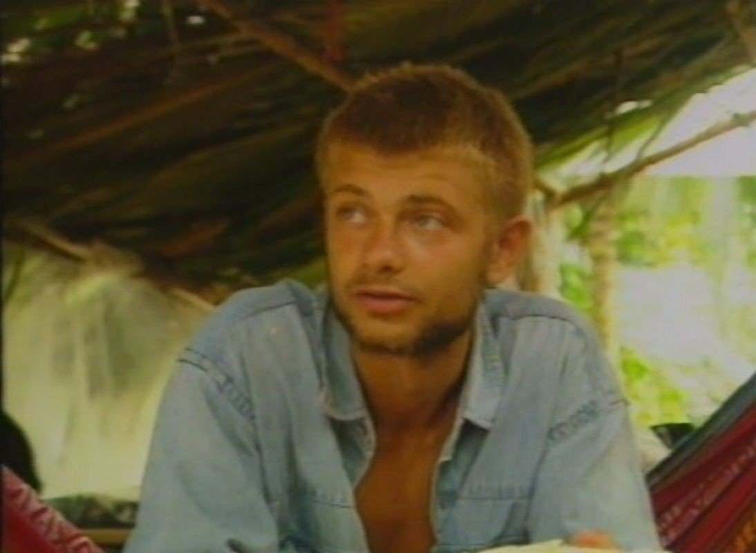 Сергей Сакин на острове. Кадр из шоу. 