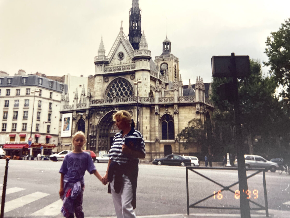 На улицах Парижа