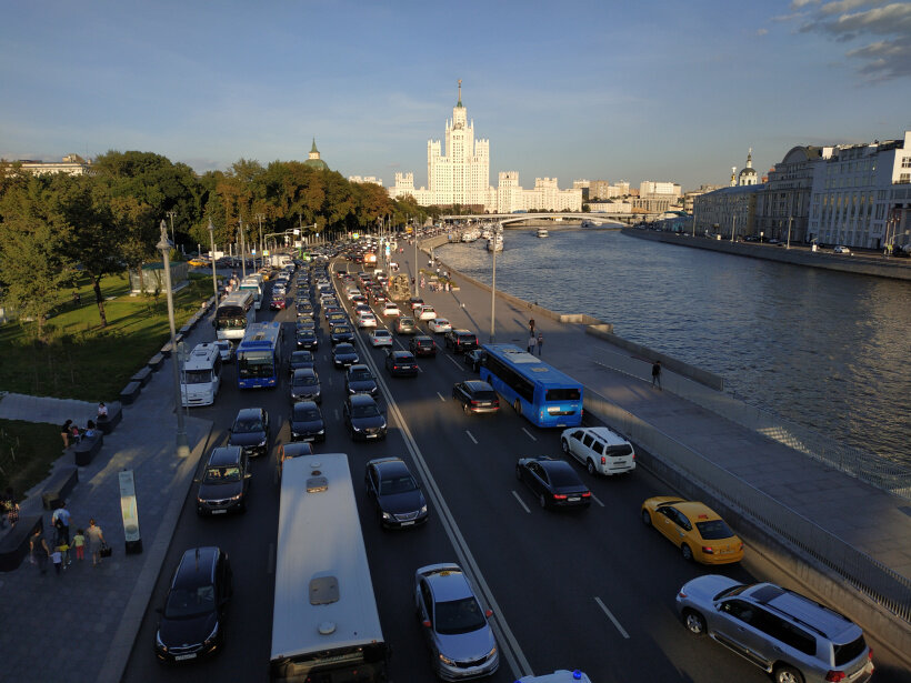 Москворецкая набережная. Замоскворецкая набережная в Москве. Москворецкая набережная мост. Мост на Котельнической набережной.