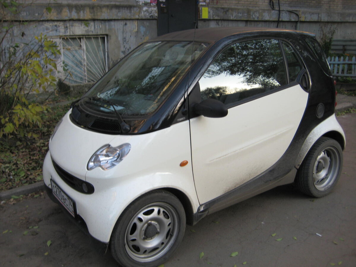 Мне было совсем не важно, какого размера будет машина. Главное - сидеть за рулём и управлять ею...