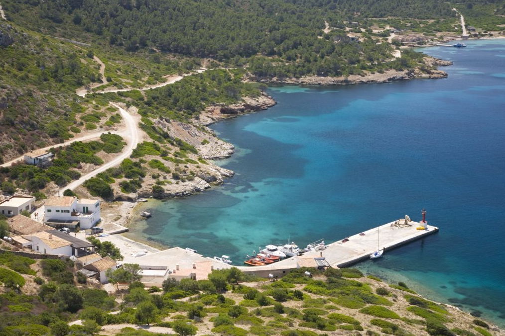 Попасть на остров не так то просто