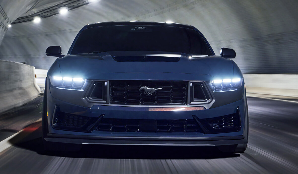 Ford Mustang 7 поколения - классический 