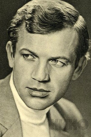 Из тех советских времён красавчик!