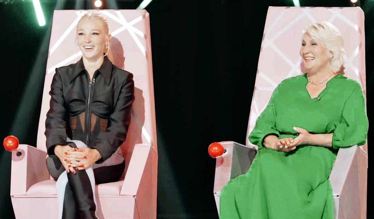    Настя Ивлеева с мамой Натальей выбирают бойфренда для телеведущейФото канала «Пятница!»