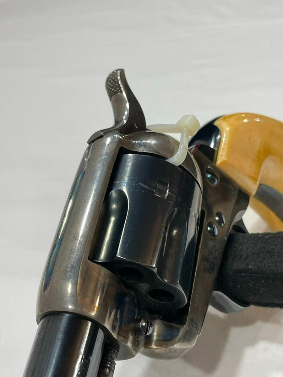 Colt SAA S/N 295946 Уильяма Харта