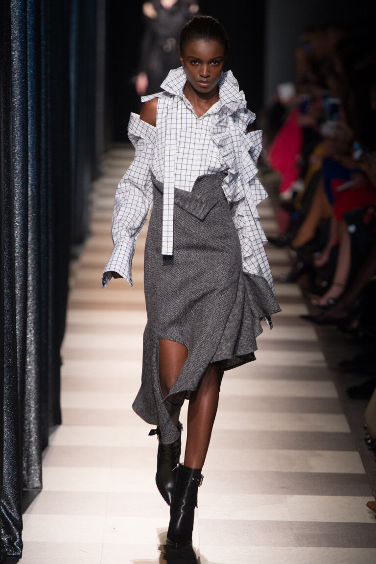 №1. Источник Monse