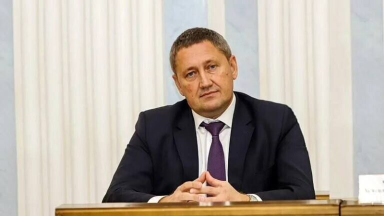    Бывшего замминистра культуры Оренбуржья Анатолия Чахеева отправили под домашний арест Елена Шкатова