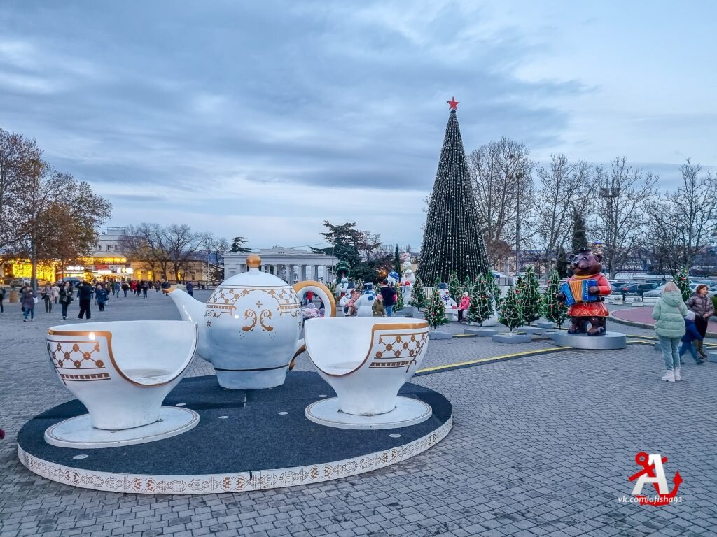 Севастополь готовится к Новому 2023 году