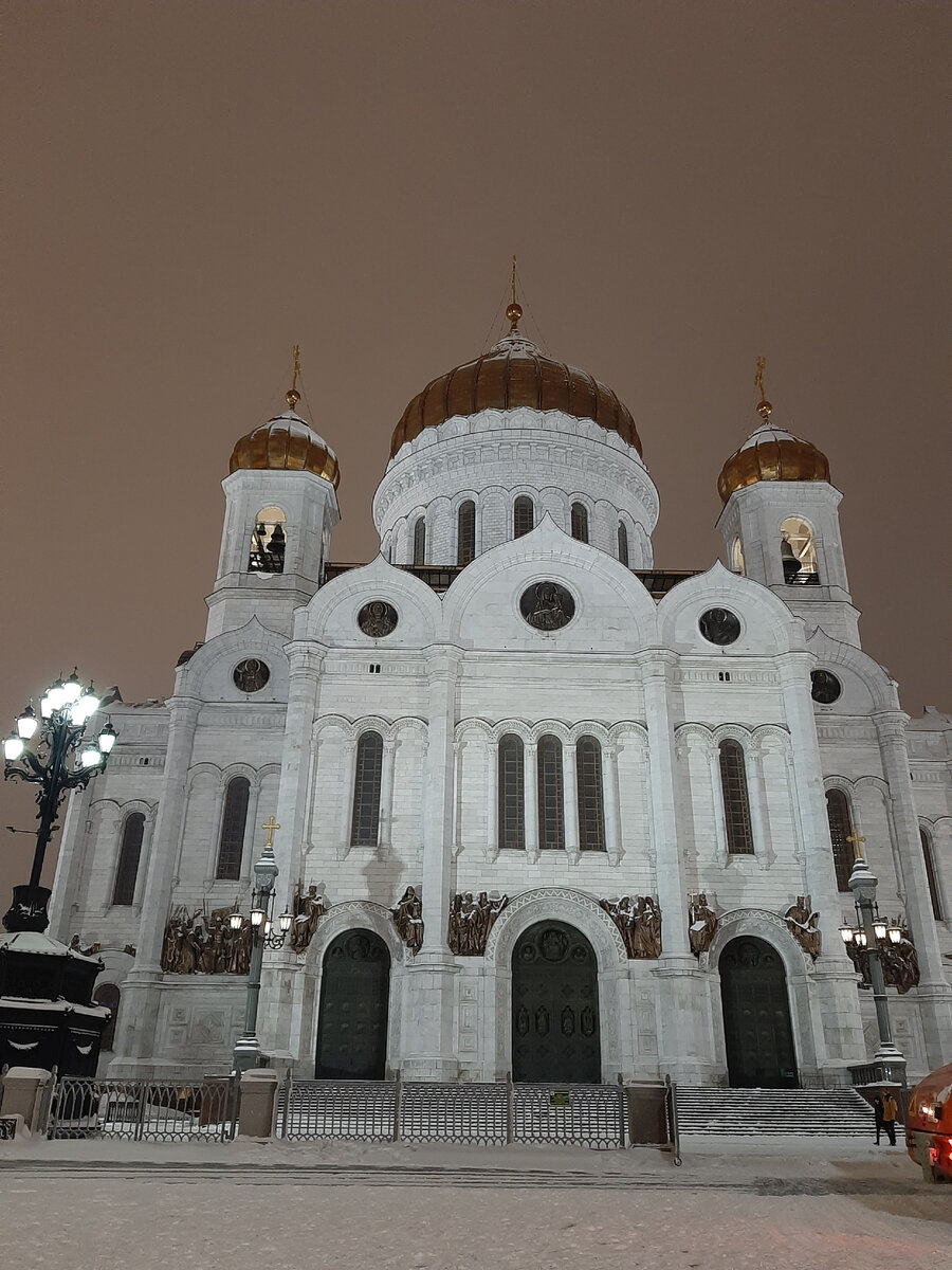 Храм Христа Спасителя в Москве. Середина декабря - время для рождественских  и новогодних концертов. | Жарикова Ирина/Путешествуем по России и не только  | Дзен